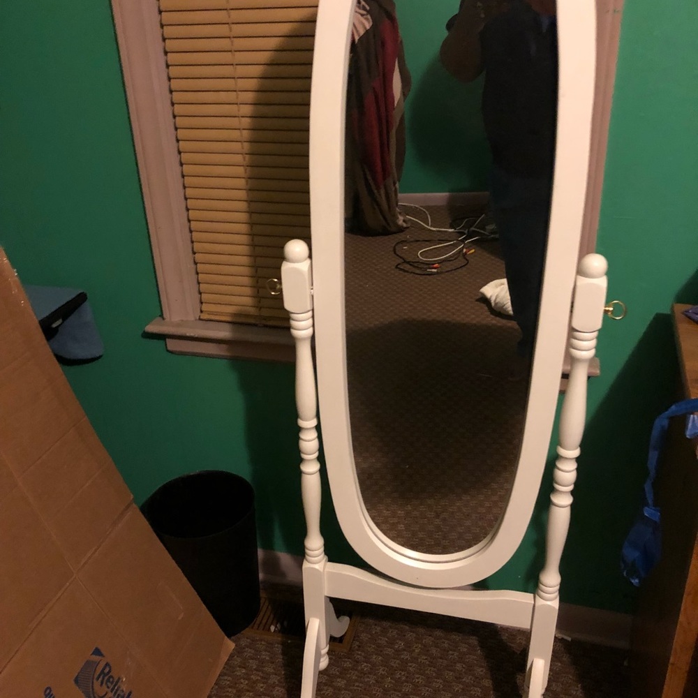 Nice dressing mirror
